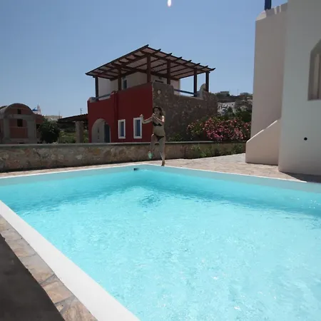 New Apollon, Prive Pool, Parking & βbq 1-6pax Akrotírion