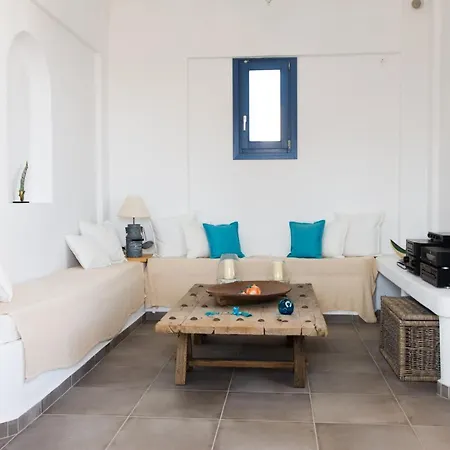 Villa New Apollon, Prive Pool, Parking & βbq 1-6pax